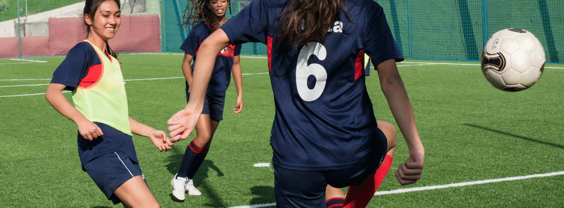 Le calciatrici italiane potranno diventare professioniste